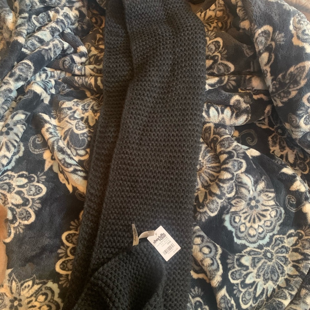 Charlotte Russe Scarf